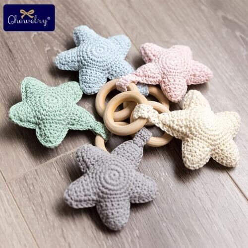 Baby Rattle Star Wood Teether Baby Teething Ring Chewie Teether Crochet Knitted Star Pendant Toy Gift Play Gym Montessori Toys