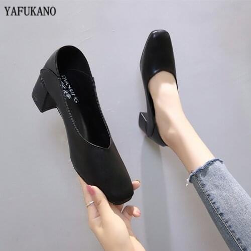 Spring 2020 New Med Heel Soft Leather Shoes Women Square Toe Pumps Slip On Square Heel Daily Work All Match Cozy Female Shoes