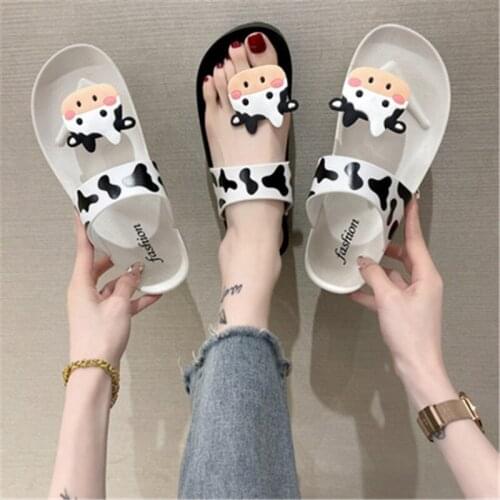 Women indooor Slippers Cute 2021 fashion Summer Shoes Soft Sole Non-slip Bathroom Home Slides Cow Cartoon Beach Sandals