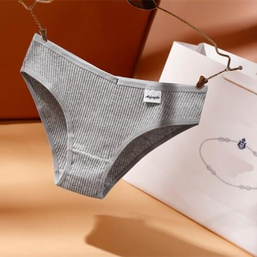 3Pcs Sexy Seamless Underwear Female Japanese Style Girls Students Sport Briefs Breathable Comfortable Mid-waist Women Panties