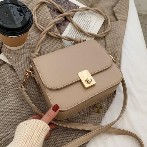 High-end Women Bag 2021 Popular New Fashion Messenger Bag HOT Style Foreign Square Bag Underarm Bag Dual-use Bag Width: 20cm