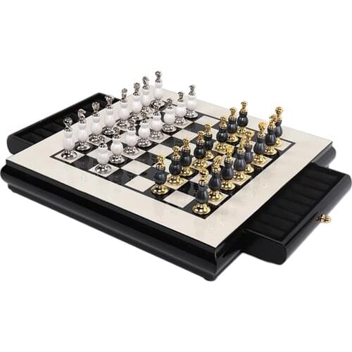 1Set Portable Chess Set International Chess Indoor Play Game for All Levels