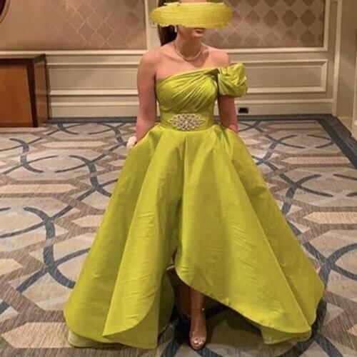 Green prom dresses 2020 one shoulder pleats short sleeve a line high front and low back beading crystal belt evening dresses