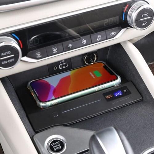For Nissan Teana Altima 2019 2020 2021 15W fast QI wireless charger phone charger charging plate charging holder for iPhone 11