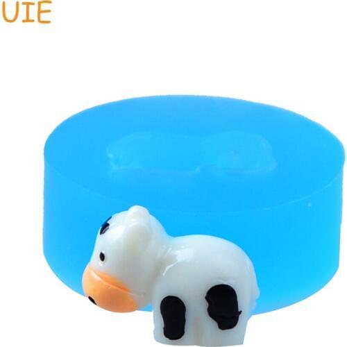 DYL010U 16.9mm Cow Silicone Push Mold - Farm Animal Mold Cake Decorating, Fondant, Cookie Biscuit, Resin, Candle, Chocolate Wax