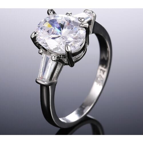 Huitan Oval Cubic Zirconia Crystal Bridal Wedding Ring High Quality Luxury Proposal Rings for Female Trendy Brilliant CZ Jewelry