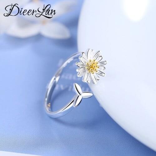 New Gothic Men Open Adjustable Size Daisy Flower Rings for Women Wedding Ring Jewelry Valentines Day GIFT 2021