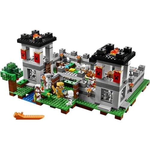 990pcs Compatible 21127 myworld 3in1 fortress village building block 3 Toy