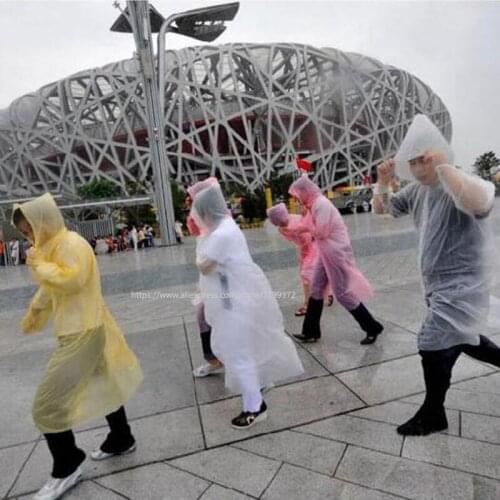 200pcs DHL FEDEX Fashion Clear Transparent One-Time Raincoat Disposable PE Poncho Rainwear Travel Rain Coat Wear