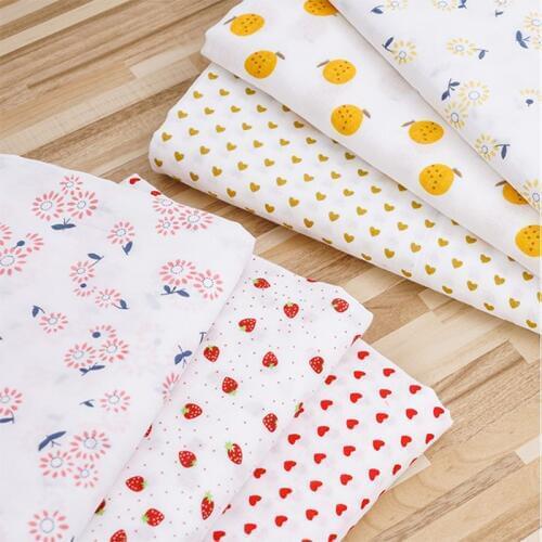 Strawberry Cotton Gauze Fabric Double Layer Baby Fabric Sewing Material Fluorescent-Free For Baby Towel Bib 45x150cm YHW300350
