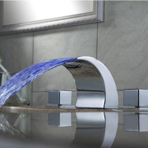 Brass short sink basin faucet LED, Bathroom wash basin faucet waterfall hot and cold, Copper three hole faucet mixer pull out