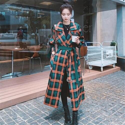 Womens Windbreaker Spring Autumn New Plaid Lapel Long-sleeved Lace-up Waist Temperament Jacket Overcoat Female Fashion ZM226