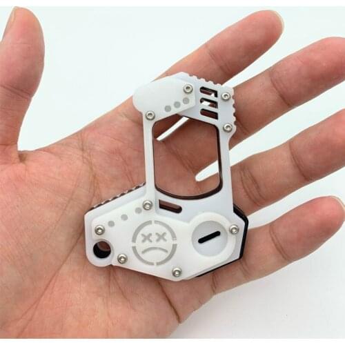 EDC Anti-wolf Keychain Personal Safety Hand Window Broken Finger Outdoor Legal Weapon For Men Unique Plastic Steel Defense Tool