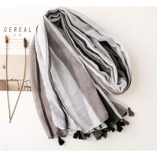 2021 New Spain Fashion Autumn Women Viscose Scarf Bohemian Tassel Beach Hijab Shawls and Wraps Female Foulards Echarpe Scarves