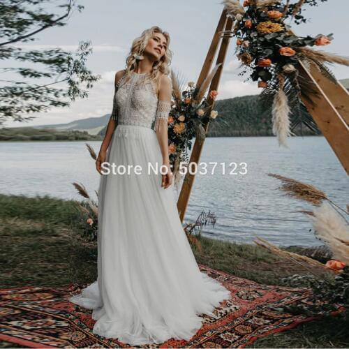 Bohemia Halter Tulle A Line Wedding Dresses Vestido De Noiva Lace Appliques Bridal Gowns Court Train Button Illusion