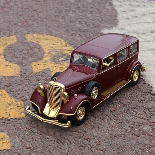 Diecast 1/32 Scale Classic Car Alloy Vehicle Model Pull Back Toys Static Collection Souvenir Ornaments Decoration Display Gifts