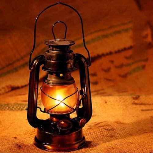 Retro Style Kerosene Lamp Hiking Lantern Wedding Party Gift Tags 4 Colors