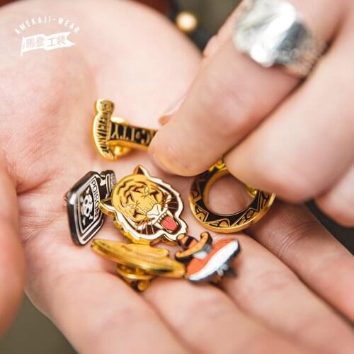 Maden 7Pcs/Sets Enamel Butterfly Clasp Brooches Pin Unisex Vintage Ami Kaji Badge Plaything Tide Yokosuka Tiger Head Brooch Pins