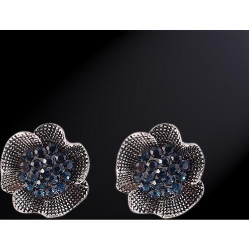 JZTOP New Cute Flower Earrings Vintage Daisies Big Stud Earrings For Woman Fashion Oorbellen Jewelry Gift