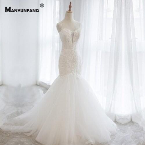 2021 New Arrival V-Neck Spaghetti Straps Chapel Train Bridal Gown Elegant Sleeveless Lace Appliques Tulle Mermaid Wedding Dress