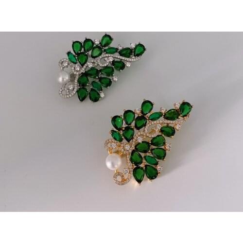 European and American green gem inlaid brooch for women luxury jewelry