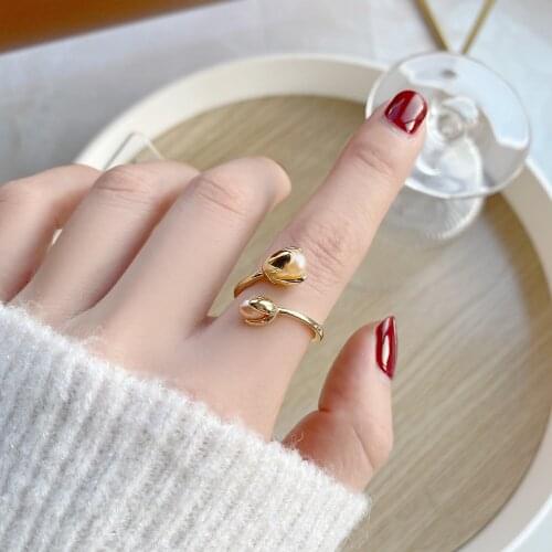 2021 New Fashion Brand Jewelry Freshwater Pearl Flower Adjustable Rings for Women Delicate Gift Engagement Rings