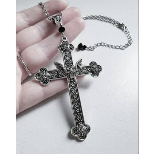 Gothic Antique Silver Color Filigree Vampire Bat Cross Necklace Vintage Religious Christian Faith Collar for Women Gift Jewelry