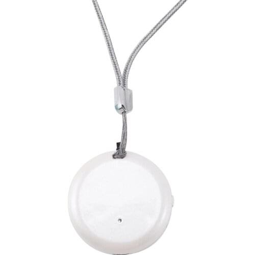 Personal Wearable Air Purifier Necklace Mini Portable Air Freshner Ionizer Negative Ion Generator White
