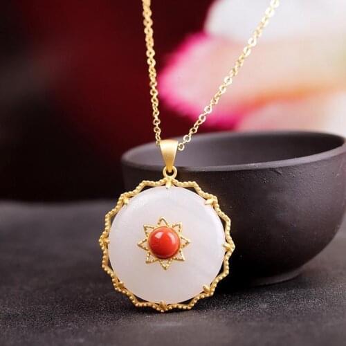Vintage Necklace Fashion Korean Style Necklace Traditional S925 Sterling Silver Ornament Womens Gold Peace Buckle Hetian Jade N