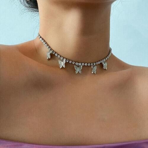 Vogue Women Jewelry Butterfly Pendant Necklace Female Rhinestone Shining Statement Crystal Charms Choker Necklace Gift