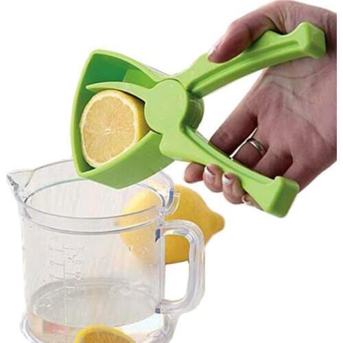 Mini Orange Lemon Juicer Hand Squeezer Fruit Tools Plastic Household Hand Manual Press Squeezer Citrus Juicer Maker