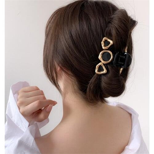 Korean Acrylic Retro Geometric Hair Claw Clips Headwear Irregular Pattern Hair Grip For Women Hairpins