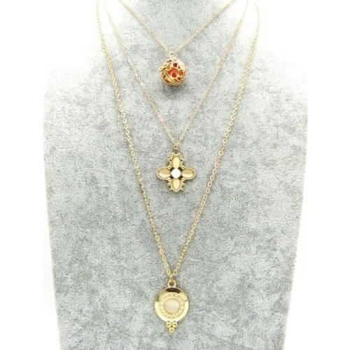 New Popular Style Multi Chain with High Class Cateye Charms and DIY Locket Cage Fashion Eessential Oil Diffuser Necklace