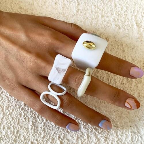 Fashion Creative White Resin Acrylic Geometric Rings for Women Ladies Trending Vintage Finger Knuckle Rings Set Jewelry Gift