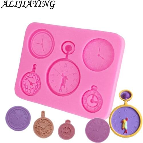 Clock Silicone Cake Mold Design Cupcake Decoration Fondant 3D Watch Soap Cake tool Sugarcraft Bakeware wholesale D1317