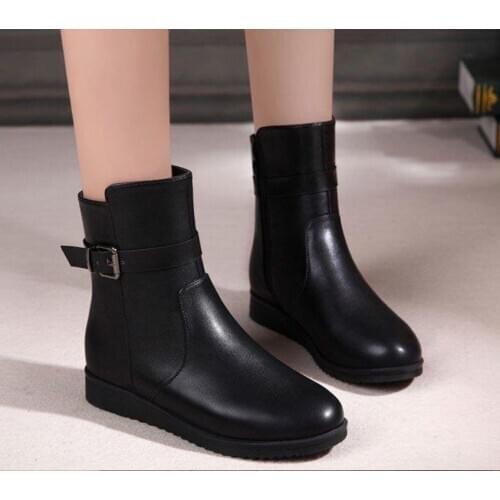 2021 Fashion Winter Shoes womens Genuine Leather Ankle Boots Casual Comfortable Warm Woman Snow Boots flat boots