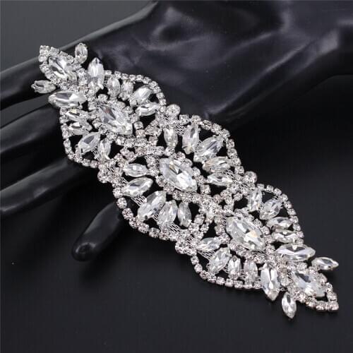 Bridlal Belt Bling Trim for Wedding Dresses Bridal Headband Delicate V-Neck Neckline Crystal Applique Iron on Diamante Appliques