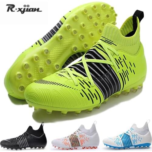 The Latest Professional Mens Football Shoes Grass Grip Strong Spikes Football Shoes Lovers Jogging Short Spikes Running Shoes
