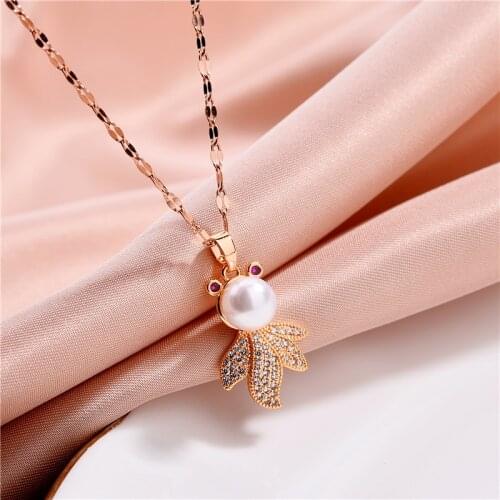 2021 New Crystal Pearl Goldfish Pendant Necklace For Women No Fade Rose Gold Stainless Steel Ladies Clavicle Necklaces Female