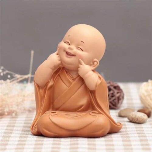 Top Creative Decoration Artwork Buddha Statue Small Monk Resin Cute Feng Shui Crafts Boutique Tea Pet Home Decoration Crafts