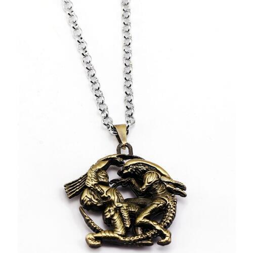 XOWSHINE Fashion Classic Movie Alien Jewelry Anti 2 figure charm necklaces Men Pendant Necklaces Wholesale