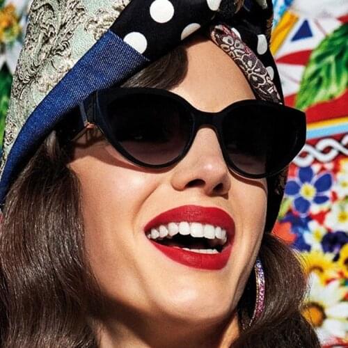 Vintage Style Cat Eye Sunglasses Women Fashion Brand Designer Black Small Graidient Sun Glasses Female Elegant Glasses 2021