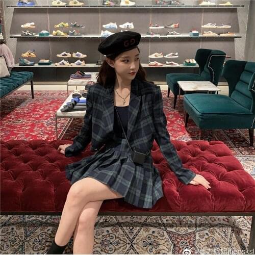 Suit Skirt Womens 2021 New Ins Student Korean Version of Loose Plaid Pleated Skirt + Suit Jacket Two-piece