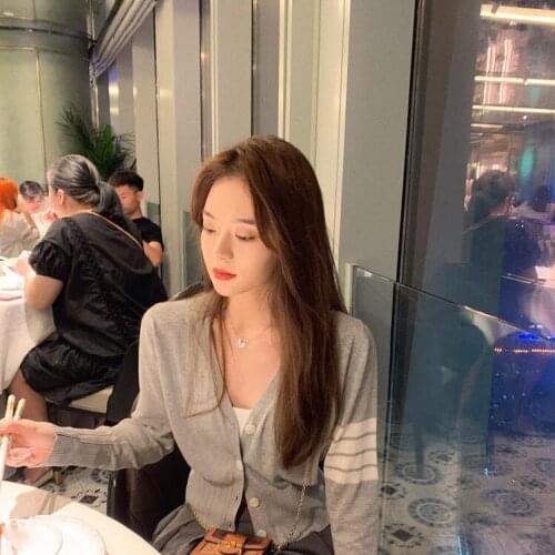 Woman Sweaters Cardigan Womens V-neck Light Knitted Cardigan Jacket