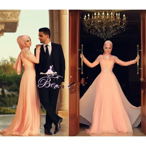 2021 dubai Bohemian Bridal Dresses Bateau high Neck Beaded lace appliques Wedding Dress Long Sleeves muslim Robe De Mariee