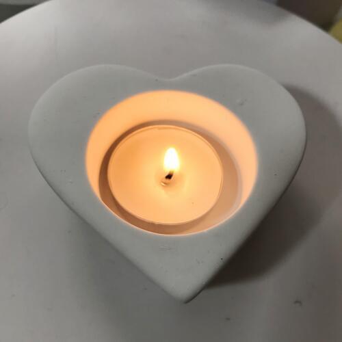 Heart-shaped Candle Stick Rack Holder Cement Mold Aromatherapy Plaster Concrete Candlestick Silicone Molds