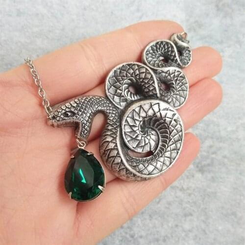 Goth Silver Colour Snake Crystal Necklace Crystal Gothic Punk Jewelry Fashion Pendant Charm Statement Bold Men Women Gift 2021