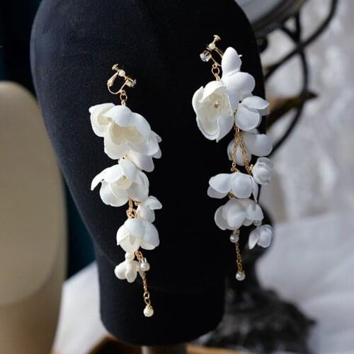 Hand-beaded Flowers Earrings fabric long drop earrings Fashion Travel Wedding ear decoration