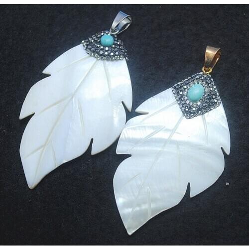 Hot shell pendants with gem stone rhinestone women pendants nice leaf shape best wholesale items good for your choice only one