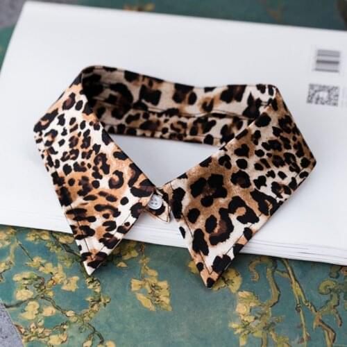40GC New Fashion Leopard Print Collar Shirt Fake Collar Tie Vintage Detachable Collar False Collar Lapel Blouse Top Women